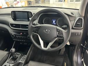 Hyundai Tucson 2.0 Premium auto - Image 12