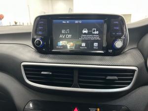 Hyundai Tucson 2.0 Premium auto - Image 17