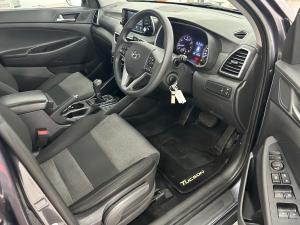 Hyundai Tucson 2.0 Premium auto - Image 8