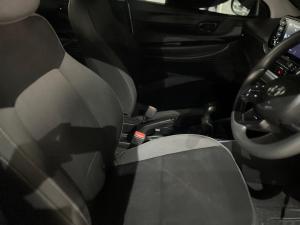 Hyundai i20 1.2 Motion - Image 12