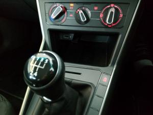Volkswagen Polo hatch 1.0TSI Trendline - Image 18