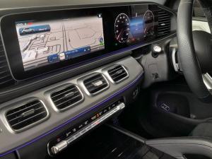 Mercedes-Benz GLE GLE300d 4Matic - Image 13