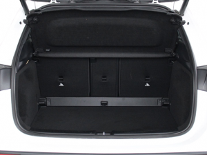 Mercedes-Benz GLA GLA200d Progressive - Image 19