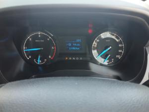 Ford Everest 2.2TDCi XLS auto - Image 17