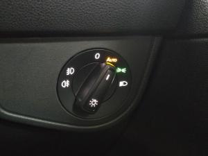 Volkswagen Taigo 1.0TSI R-Line - Image 18