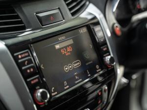 Nissan Navara 2.5DDTi double cab LE Plus - Image 31