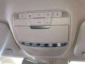 Mercedes-Benz C-Class C180 - Image 18