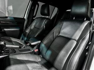 Toyota Hilux 2.8GD-6 double cab 4x4 Legend 50 auto - Image 19