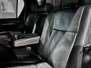 Toyota Hilux 2.8GD-6 double cab 4x4 Legend 50 auto - Image 20