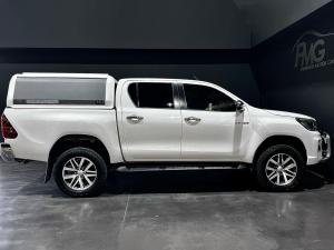 Toyota Hilux 2.8GD-6 double cab 4x4 Legend 50 auto - Image 4