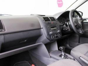Volkswagen Polo Vivo hatch 1.4 Trendline auto - Image 16