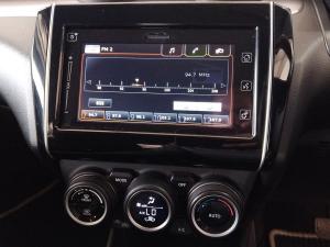 Suzuki Swift 1.2 GLX auto - Image 14
