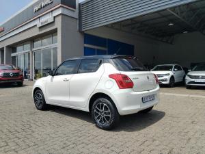Suzuki Swift 1.2 GLX auto - Image 17