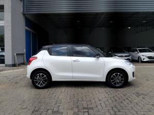 Suzuki Swift 1.2 GLX auto - Image 4