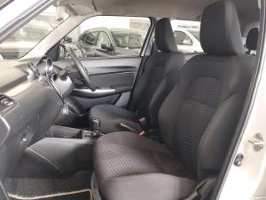 Suzuki Swift 1.2 GLX auto - Image 8