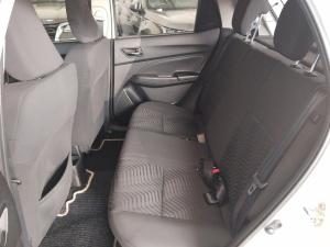 Suzuki Swift 1.2 GLX auto - Image 9