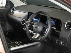 Mercedes-Benz GLA GLA200d Progressive - Image 15
