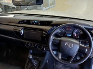 Toyota Hilux 2.4GD single cab S (aircon) - Image 6