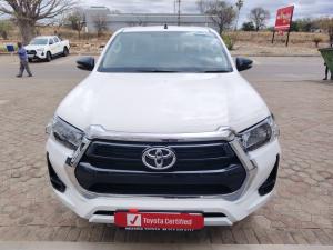 Toyota Hilux 2.4GD-6 single cab Raider manual - Image 4