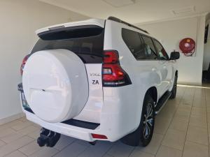 Toyota Land Cruiser Prado 2.8GD VX-L - Image 2