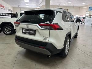 Toyota RAV4 2.5 VX AWD - Image 2