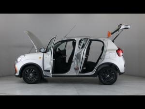 Toyota Vitz 1.0 XR X-Cite - Image 11