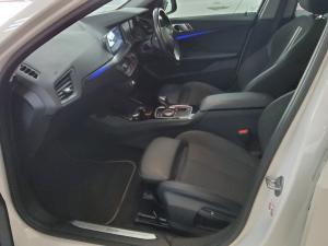 BMW 1 Series 118i - Image 7