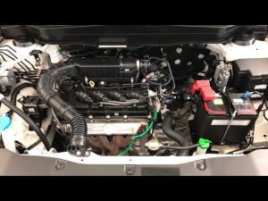 Toyota Urban Cruiser 1.5 XR manual - Image 14