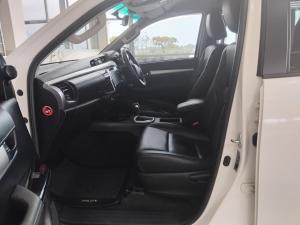 Toyota Hilux 2.8GD-6 double cab 4x4 Raider auto - Image 7