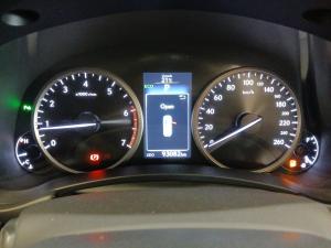 Lexus NX 300 EX - Image 11
