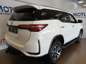 Toyota Fortuner 2.4GD-6 auto - Image 2