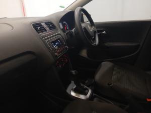 Volkswagen Polo Vivo hatch 1.6 Comfortline auto - Image 7
