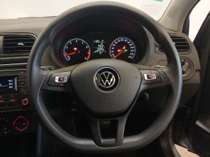 Volkswagen Polo Vivo hatch 1.6 Comfortline auto - Image 8