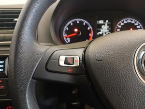 Volkswagen Polo Vivo hatch 1.6 Comfortline auto - Image 9