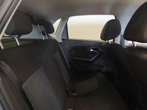 Volkswagen Polo Vivo hatch 1.6 Comfortline auto - Image 15