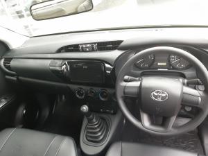 Toyota Hilux 2.0 VvtiP/U Single Cab - Image 6