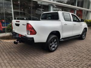 Toyota Hilux 2.4 GD-6 Raider 4X4 automaticD/C - Image 2