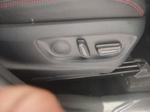Toyota Corolla Cross 1.8 GR-S - Image 21