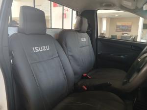 Isuzu D-MAX 250C Single Cab Chassis Cab - Image 16