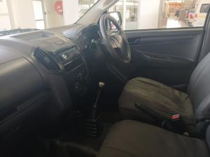 Isuzu D-MAX 250C Single Cab Chassis Cab - Image 7