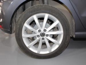Volkswagen Polo Vivo 1.6 Style - Image 21