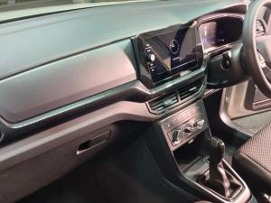 Volkswagen T-CROSS 1.0 TSI DSG - Image 16