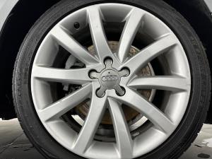 Audi A4 2.0 TDI SE Multitronic - Image 19