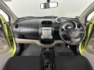 Daihatsu Sirion 1.3i automatic - Image 14