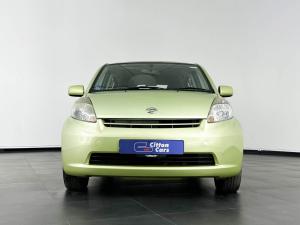 Daihatsu Sirion 1.3i automatic - Image 5