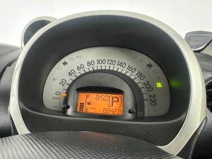 Daihatsu Sirion 1.3i automatic - Image 7