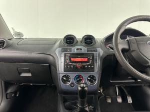 Ford Figo 1.4 Ambiente - Image 11