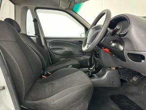 Ford Bantam 1.3i XLTS/C - Image 12