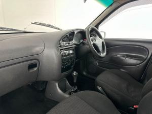 Ford Bantam 1.3i XLTS/C - Image 13