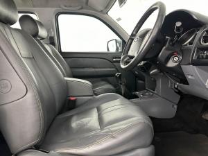 Ford Everest 3.0 Tdci XLT - Image 20